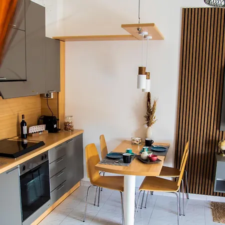 Apartment Roussev - Coastal Gem - Anzio